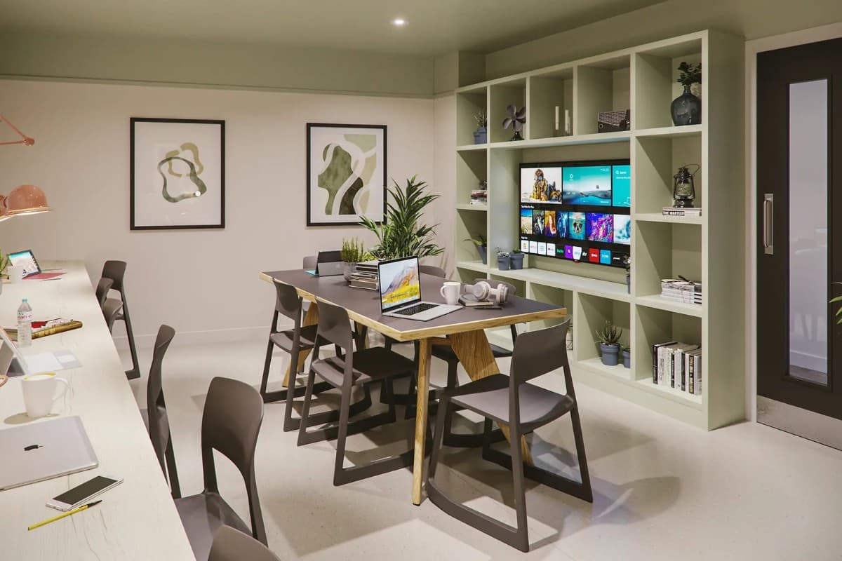 Briggate Studios | GoBritanya - Media 5