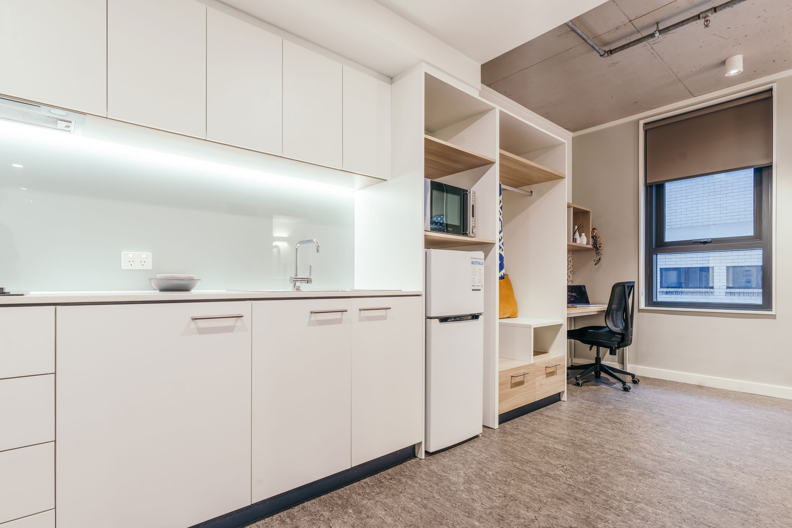 Queen (Adaptable) Studio | Student One on Elizabeth Street - Media 2