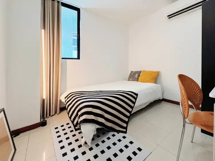 Singroost Barossa | Standard Single Room